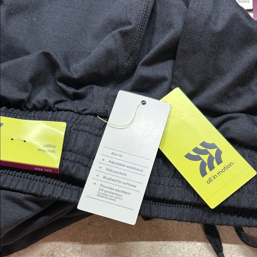 All in Motion Charcoal Jogger Set - Picture 6 of 7